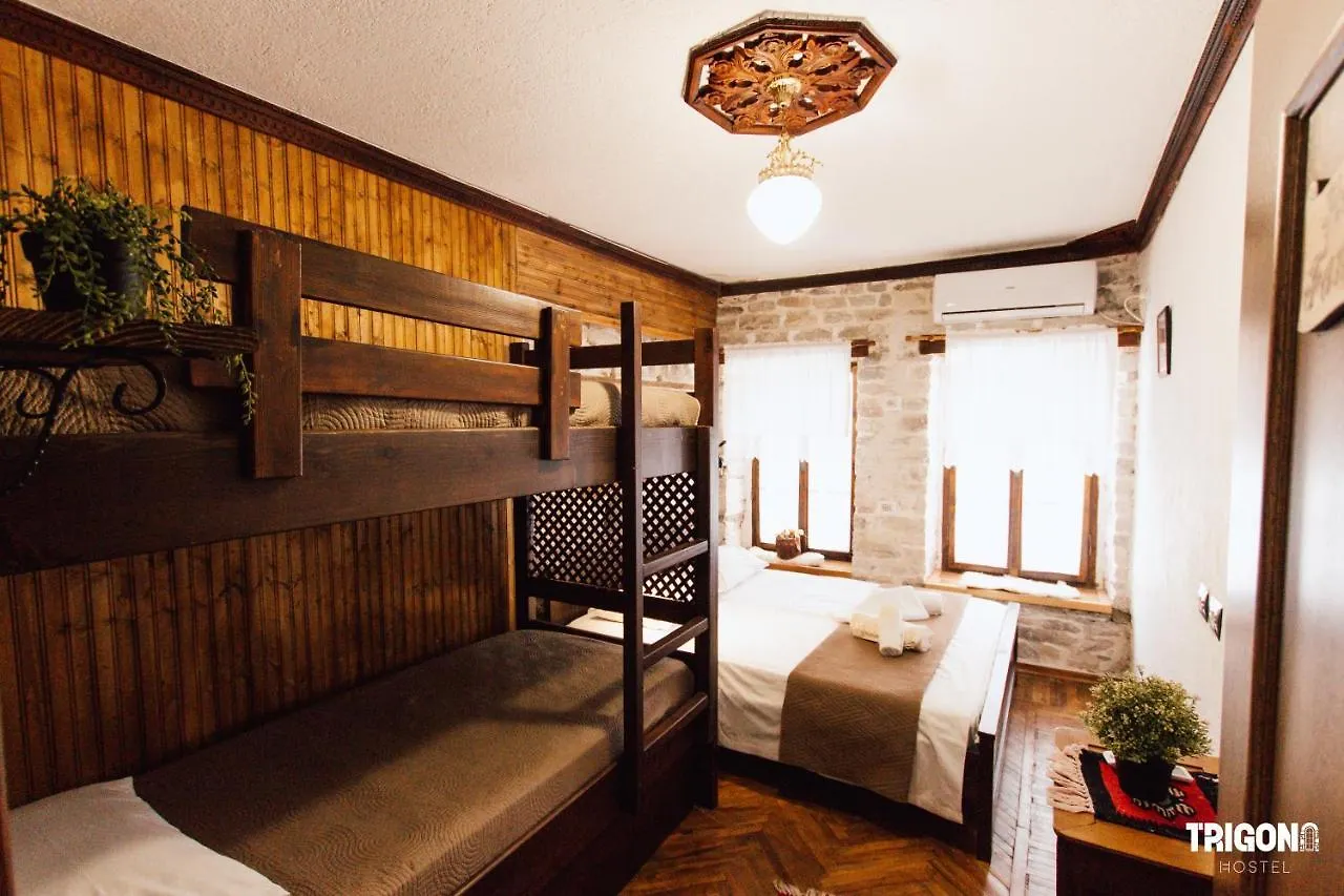 Trigona Hostel Gjirokaster 0*,