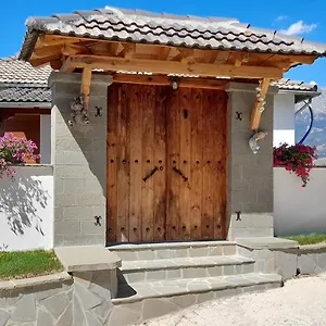 Hostel B Vishe, Gjirokaster